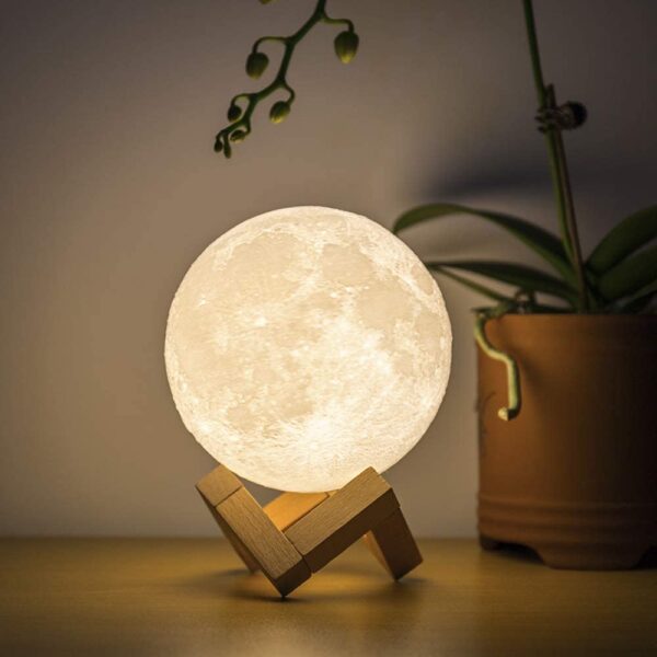 3D Mesec lampa - Topopusti