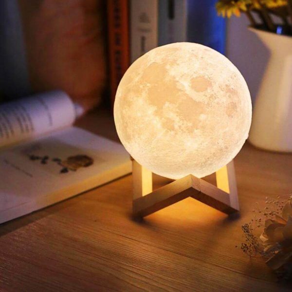 3D Mesec lampa - Topopusti
