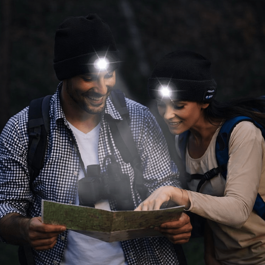 Kapa sa LED svetlom – Crna - Topopusti